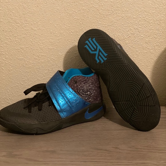 nike kyrie 2s